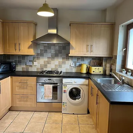 Lovely 2 Bedroom Family Apartment In Newcastle Newcastle  Exterior photo