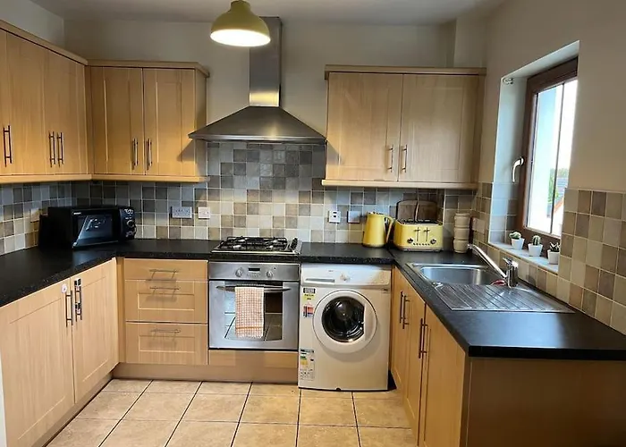 Lovely 2 Bedroom Family Apartment In Newcastle
