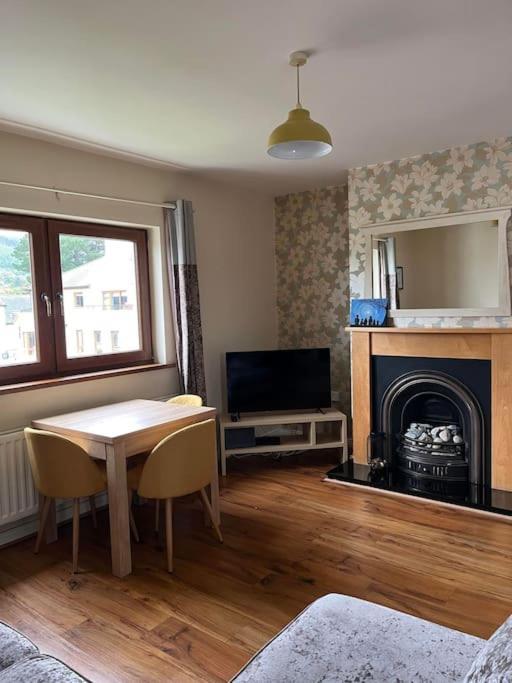 Lovely 2 Bedroom Family In Newcastle